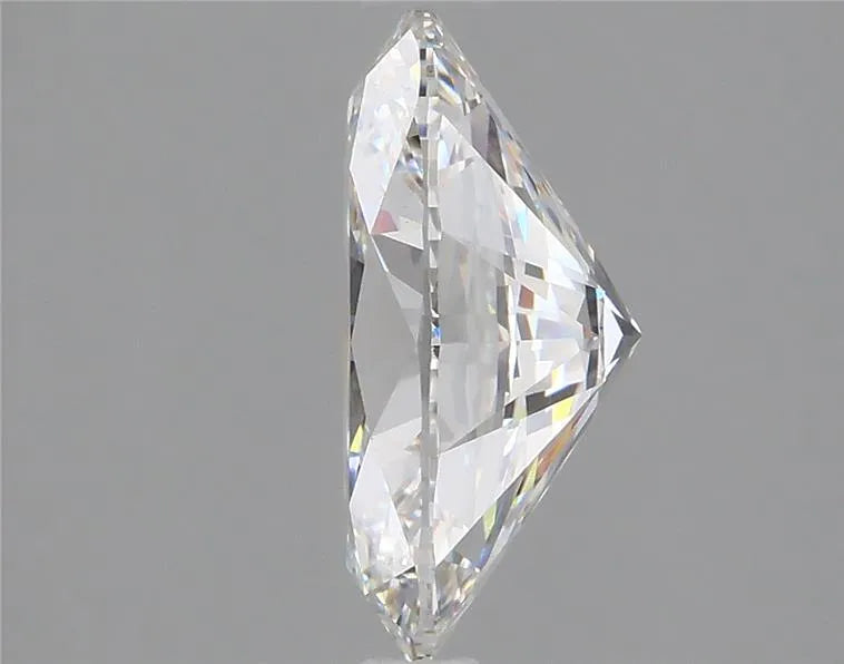 2.7 Carats OVAL Diamond